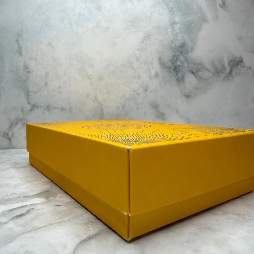 💛 L’Occitane en Provence “Les Lumières” Luxury Gift Box – Empty / Packaging